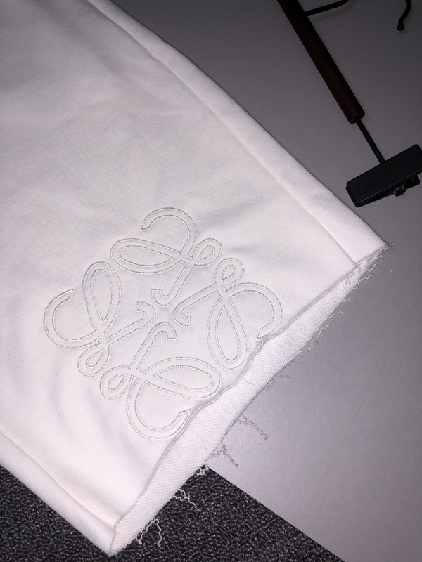 ブランドハーフパンツ側面デザイン